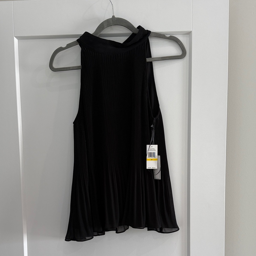 Chic Black Sleeveless Tank Top